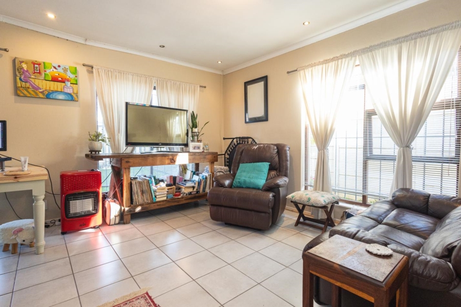 3 Bedroom Property for Sale in Zoo Park Western Cape
